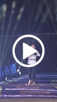 BIB:  <button type="button" onclick="openModal(27083915)" class="btn btn-primary btn-sm float-right" data-toggle="modal" data-target=".modal-high-quality">
                <i class="fa fa-download"></i> Download
                </button>